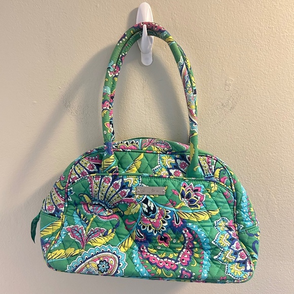 Vera Bradley Handbags - Vera Bradley Bowler Bag Emerald Paisley Purse Handbag Green Retired Quilted